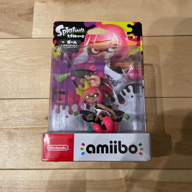 スプラトゥーン amiibo ガール(ネオンピンク) エンタメ/ホビーのフィギュア(ゲームキャラクター)の商品写真