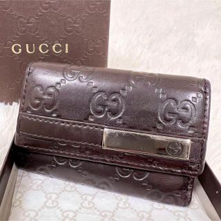 グッチ(Gucci)のグッチ キーケース 6連 インターロッキング GG ロゴ型押し レザー ブラウン(キーケース)