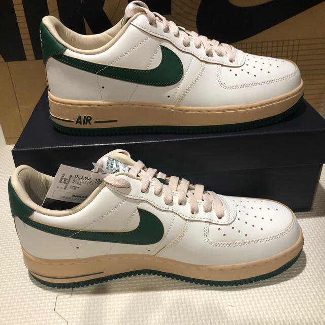 NIKE(ナイキ)のナイキ　エアホース1 07LV8 レディースの靴/シューズ(スニーカー)の商品写真