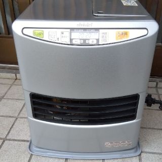 トヨトミ石油ファンヒーター2011年製品