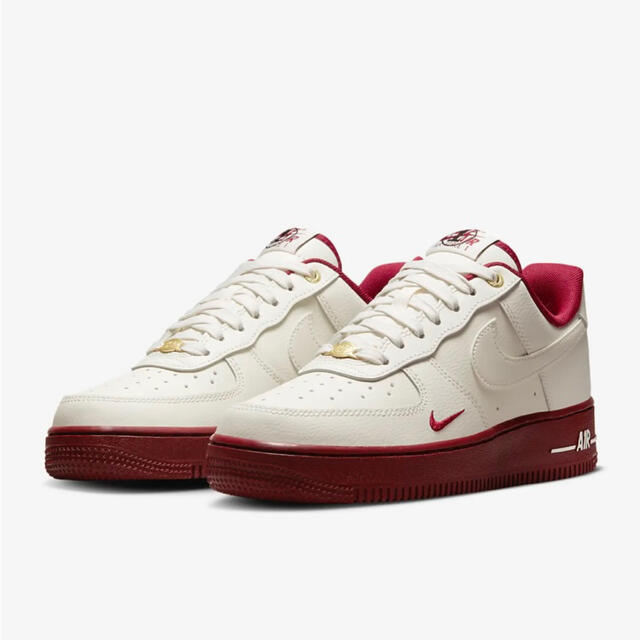 NIKE(ナイキ)のNIKE ナイキ AIR FORCE1 エアフォース1 40周年　23.5 限定 レディースの靴/シューズ(スニーカー)の商品写真