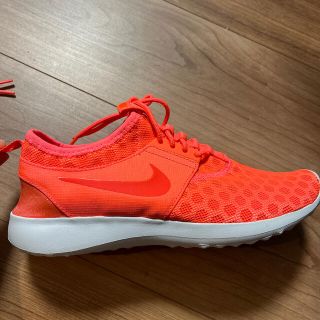 ナイキ(NIKE)のお値下げです！NIKE ランニングシューズ✨未使用新品✨(シューズ)