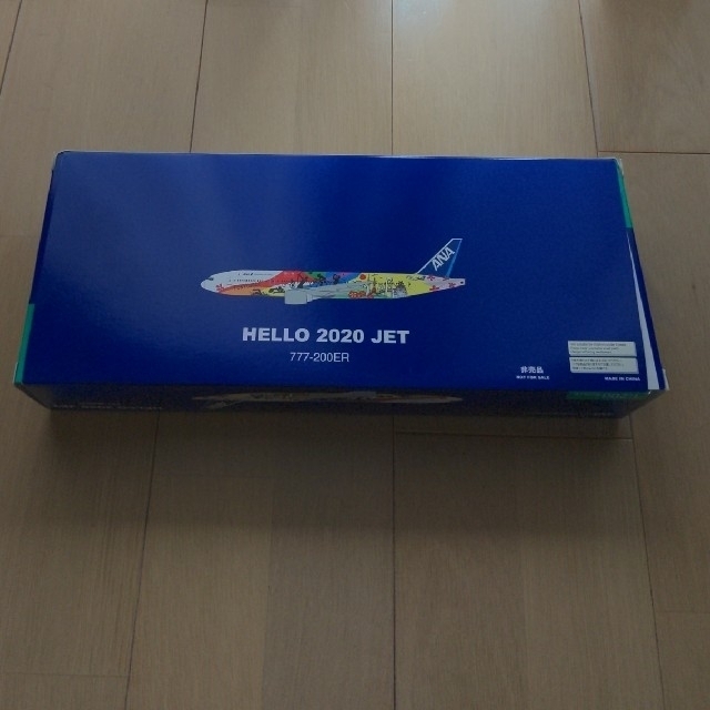 ANA(全日本空輸)(エーエヌエー(ゼンニッポンクウユ))のANA HELLO 2020 JET　モデルプレーン エンタメ/ホビーのおもちゃ/ぬいぐるみ(模型/プラモデル)の商品写真