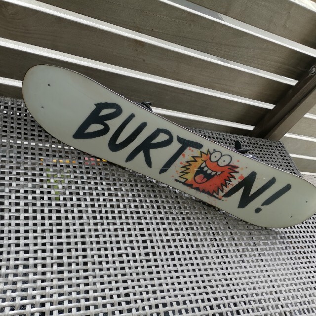 BURTON(バートン)のBURTONバートン　キッズスノーボードセット スポーツ/アウトドアのスノーボード(ボード)の商品写真