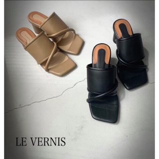 キャナルジーン(CANAL JEAN)のCANAL JEAN  LE VERNIS 完売品　チューブサンダル(サンダル)