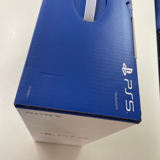 SONY(ソニー)の【新品未開封】SONY PlayStation5 CFI-1200A01 エンタメ/ホビーのゲームソフト/ゲーム機本体(家庭用ゲーム機本体)の商品写真