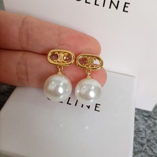 セリーヌ パールピアス ピアスの通販 26点 | celineのレディースを買う セリーヌ パールピアス ピアスの通販 26点 | celineのレディースを買う