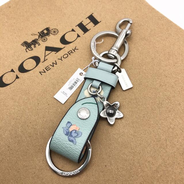 【COACH☆新作】トリガースナップ☆フラワー☆新品☆キーホルダー☆ラスト1点☆¥9900カラー