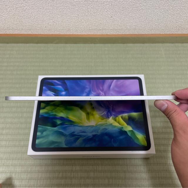 ジャンク iPad Pro 11インチ 第2世代 WiFi 256GB シルバー 正規品保証