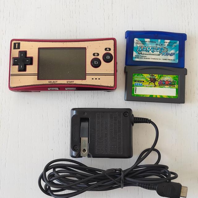 ゲームボーイミクロ ファミコンカラー ポケットモンスターカセット付き ゲームボーイミクロ ファミコンカラー ポケットモンスターカセット付き