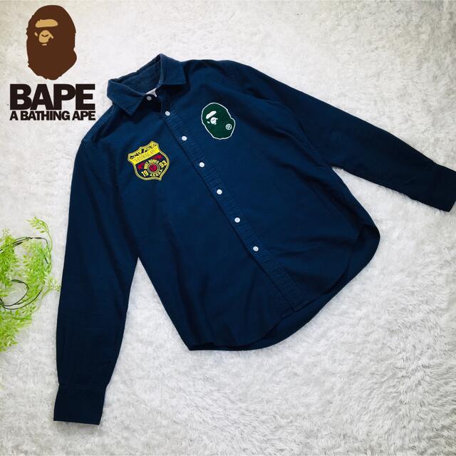 A BATHING APE(アベイシングエイプ)のA BATHING APE アベイシングエイプ ワッペン 長袖シャツ ネイビー メンズのトップス(シャツ)の商品写真