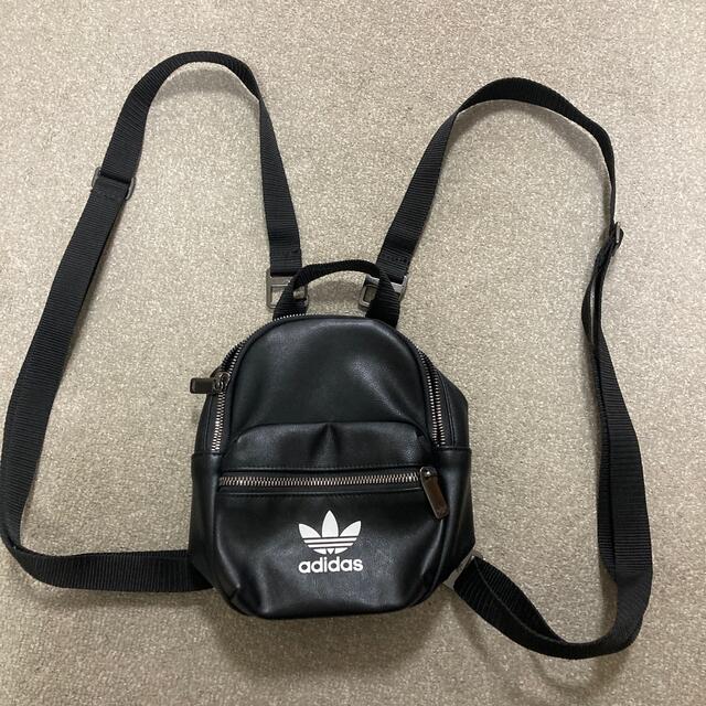 【極美品】アディダス バックパック  ミニリュック ブラック adidas