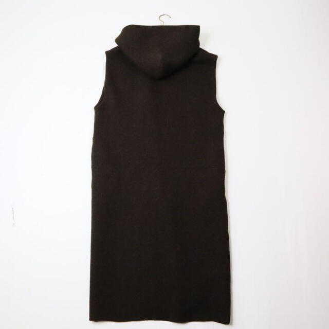 ADAWAS(アダワス)のADAWAS AIRY INRAY HOODIE LONG GILET レディースのトップス(ベスト/ジレ)の商品写真