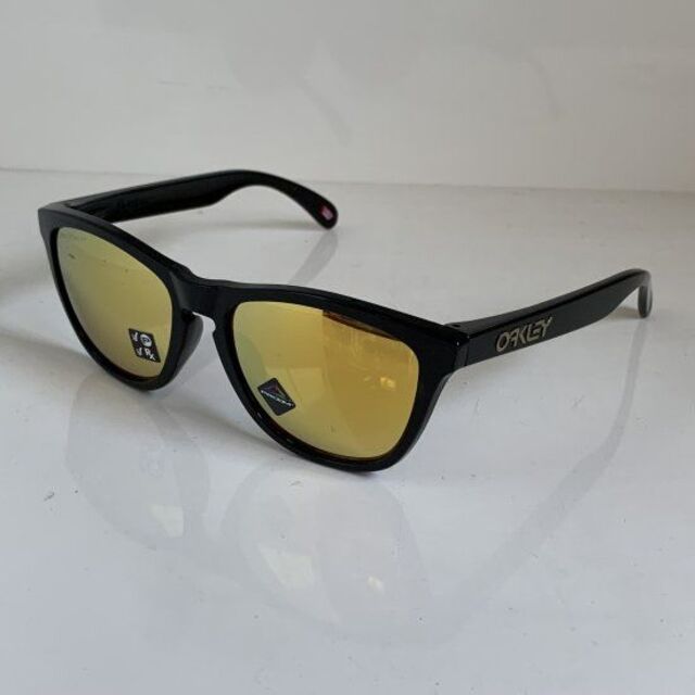 Oakley(オークリー)のOAKLEYオークリー サングラス【FROGSKINS】黒 プリズム偏光 スポーツ/アウトドアのスノーボード(アクセサリー)の商品写真