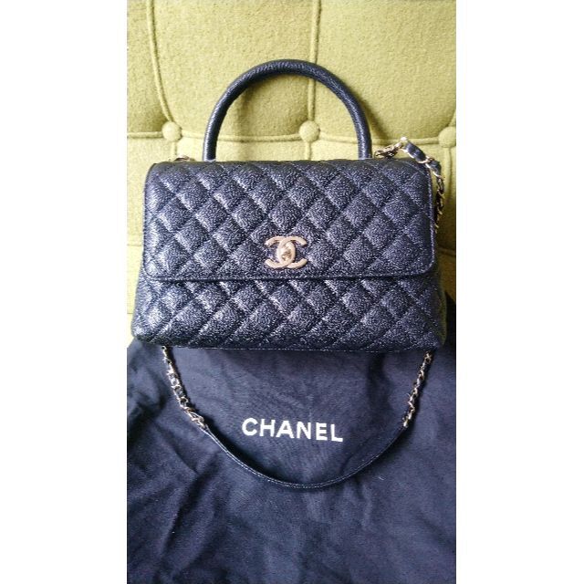 CHANEL(シャネル)の Chanel ココハンドルほぼ新品 レディースのバッグ(ハンドバッグ)の商品写真