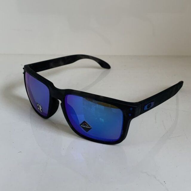 Oakley(オークリー)のOAKLEYオークリー サングラス【HOLBROOK】黒柄 プリズム偏光 スポーツ/アウトドアのスノーボード(アクセサリー)の商品写真