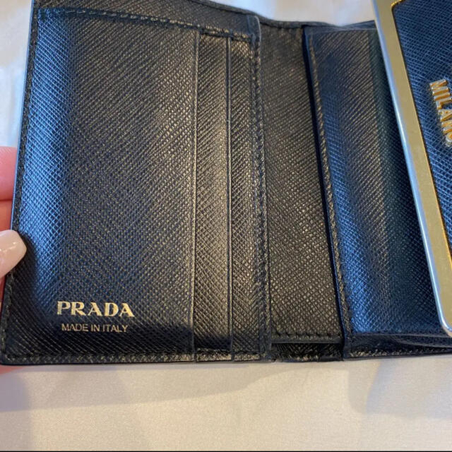 美品　PRADA 三つ折り財布