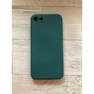 iPhoneケース　iPhone7.8.se2.se3用　シリコンケースグリーン(iPhoneケース)