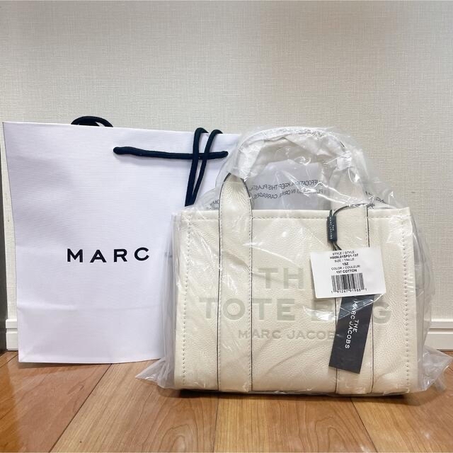 新品　MARC JACOBS ザ レザー ミニトートバッグ ホワイト