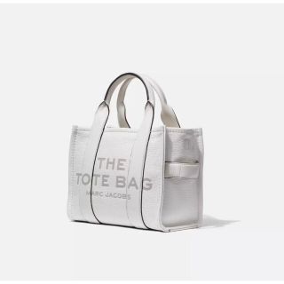 MARC JACOBS - 新品 MARC JACOBS ザ レザー ミニトートバッグ ホワイト