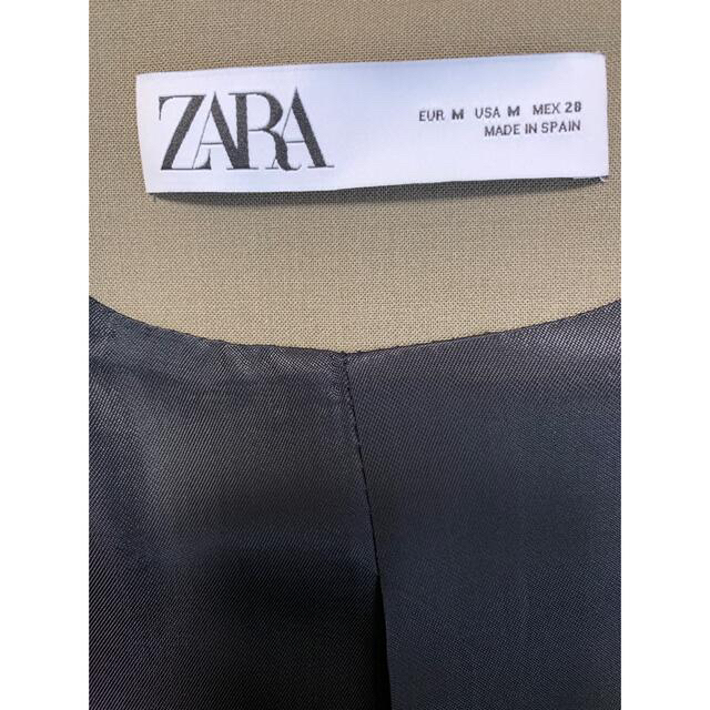 ZARA(ザラ)のZARA ジャケット　オリーブ色 レディースのジャケット/アウター(ノーカラージャケット)の商品写真