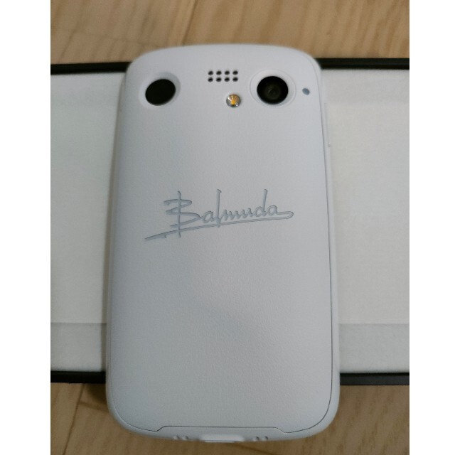 BALMUDA(バルミューダ)のバルミューダフォン 白、黒 2台セット 新品未使用 スマホ/家電/カメラのスマートフォン/携帯電話(スマートフォン本体)の商品写真