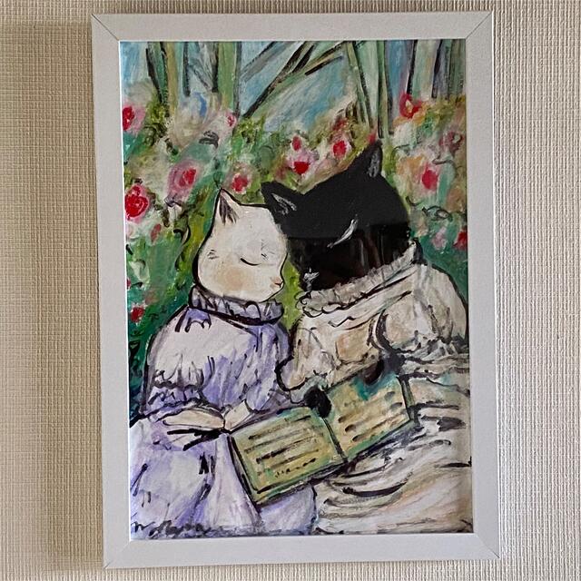 絵画 。壁掛け絵原画【ヨーロッパ風、庭でデートして一緒に本を読む2匹の猫】