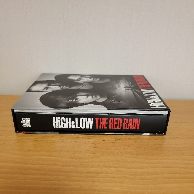 EXILE TRIBE(エグザイル トライブ)のHiGH＆LOW THE RED RAIN 初回豪華盤　美品 エンタメ/ホビーのDVD/ブルーレイ(日本映画)の商品写真