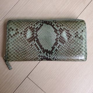 グッチ(Gucci)の【美品】GUCCI パイソン ジップアラウンドウォレット(長財布)