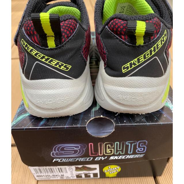 SKECHERS(スケッチャーズ)のスケッチャーズ　スニーカー　17㎝　SLights エスライツ キッズ/ベビー/マタニティのキッズ靴/シューズ(15cm~)(スニーカー)の商品写真