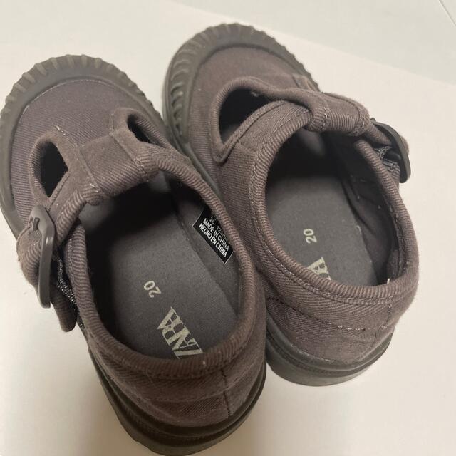 ZARA KIDS(ザラキッズ)の【12.5cm】【20サイズ】ZARA KIDS 靴　【ダークグレー】 キッズ/ベビー/マタニティのベビー靴/シューズ(~14cm)(その他)の商品写真