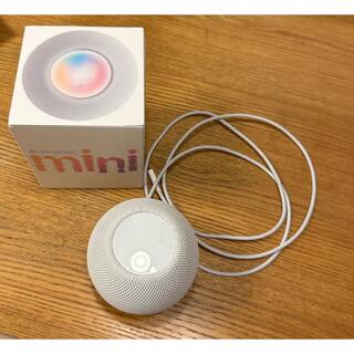 アップル(Apple)のApple HomePod mini ホワイト 白 美品 ゆうパック配送無料(スピーカー)