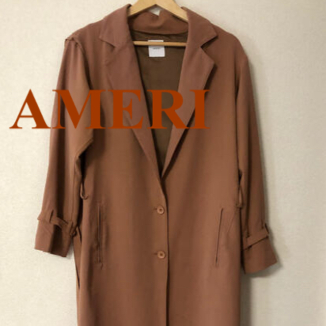 Ameri VINTAGE(アメリヴィンテージ)のAMERI ロングプリーツコート レディースのジャケット/アウター(ロングコート)の商品写真