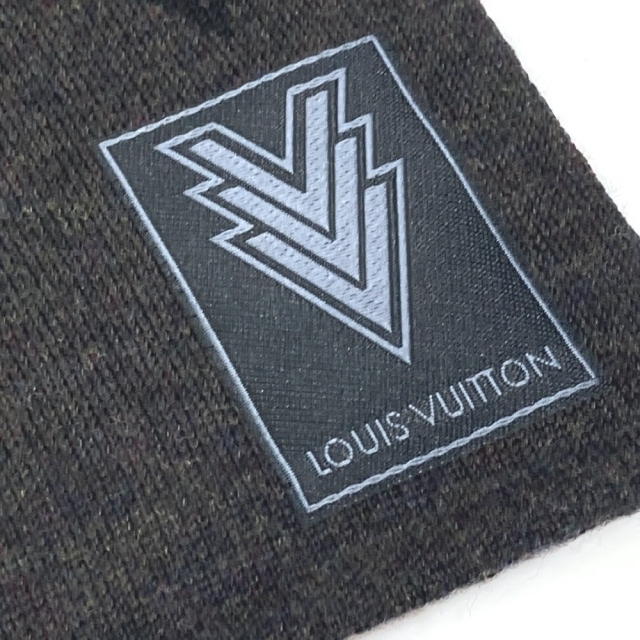 LOUIS VUITTON(ルイヴィトン)のルイヴィトン LOUIS VUITTON エシャルプトリプルV M70032 アパレル マフラー ウール ダークグレー×レッド 新品同様 メンズのファッション小物(マフラー)の商品写真