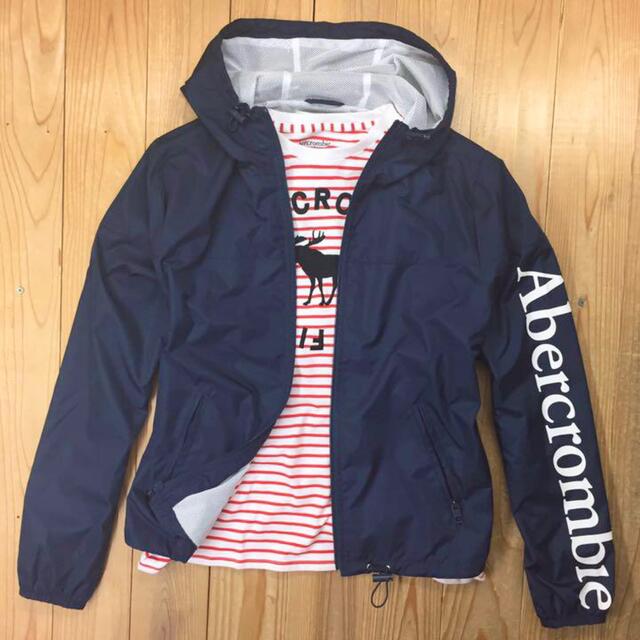 Abercrombie&Fitch(アバクロンビーアンドフィッチ)のオールシーズン大活躍！スポーツMIX/袖ロゴ/ナイロンジャケット【S】アバクロ レディースのジャケット/アウター(ナイロンジャケット)の商品写真