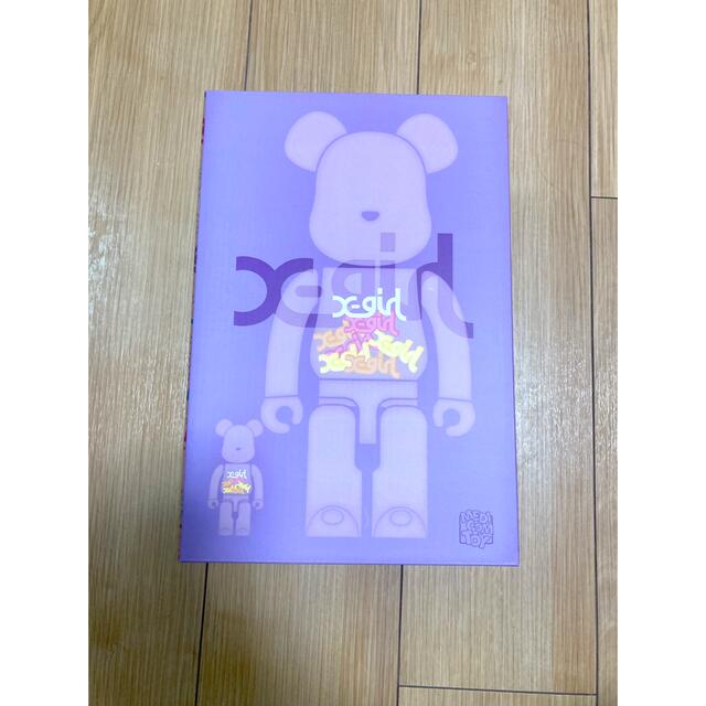 MEDICOM TOY(メディコムトイ)のBE@RBRICK X-girl CLEAR PURPLE 100% 400%  ハンドメイドのおもちゃ(フィギュア)の商品写真