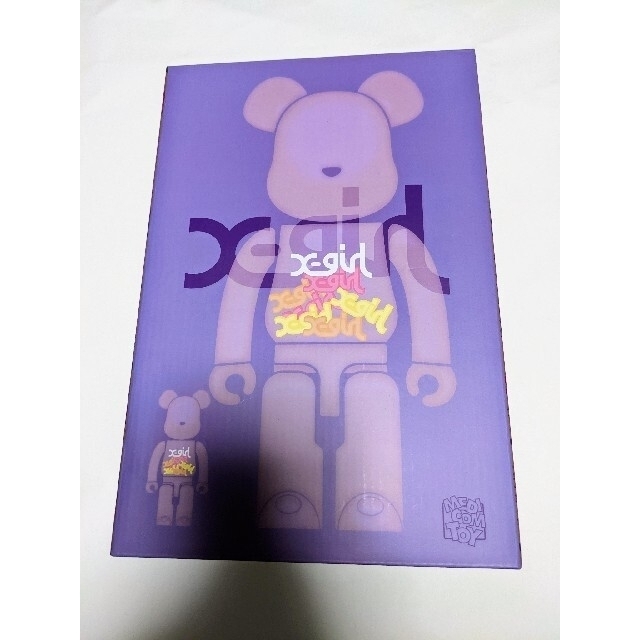 BE@RBRICK(ベアブリック)のBE@RBRICK X-girl CLEAR PURPLE 100%&400% エンタメ/ホビーのフィギュア(その他)の商品写真