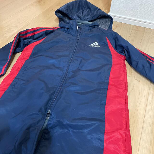 adidas(アディダス)のadidas⭐︎ベンチコート　140cm⭐︎ キッズ/ベビー/マタニティのキッズ服男の子用(90cm~)(ジャケット/上着)の商品写真