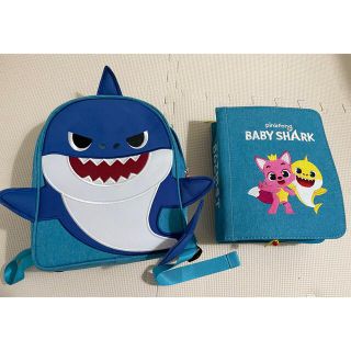 babyshark ベイビーシャーク　本　おもちゃ(知育玩具)