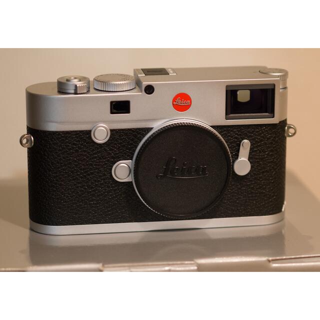 LEICA(ライカ)の超美品 LEICA M10-R シルバークローム スマホ/家電/カメラのカメラ(デジタル一眼)の商品写真