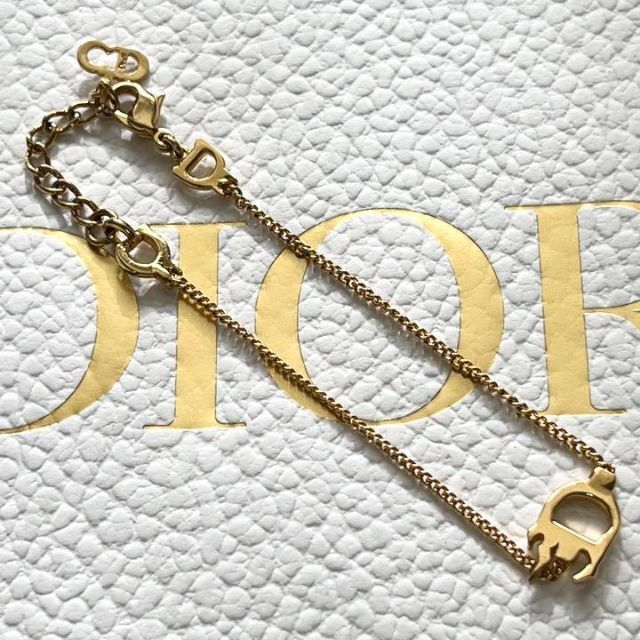 ワンピなど最旬ア!アクセサリー本物の商品 極美品✨ Dior ブレスレット CD ロゴ ゴールド ユニ