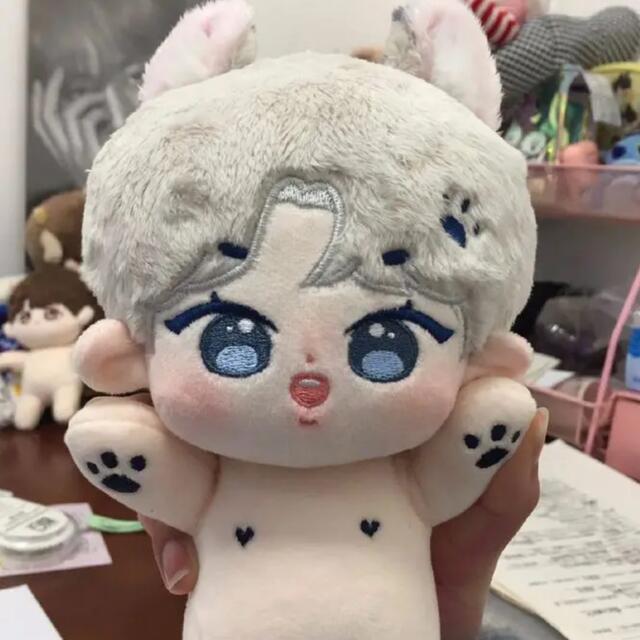 BTS ぬいぐるみ　20cm 着せ替えぬいぐるみ　JIN ジン　ソクジン