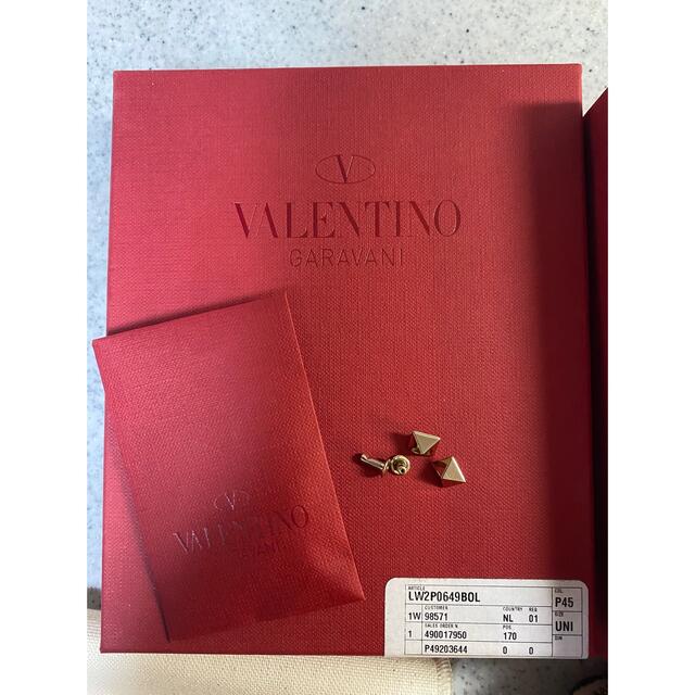 VALENTINO(ヴァレンティノ)のヴァレンティノ　二つ折り財布　ピンク レディースのファッション小物(財布)の商品写真