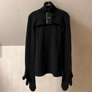 フェンディ(FENDI)の[未使用] FENDI フェンディ　タートルネックセーター　ニット　ウール❗️(ニット/セーター)