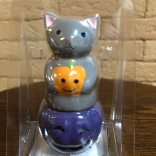 カルディ(KALDI)のカルディ  ハロウィン 猫スパイス2個セット(収納/キッチン雑貨)