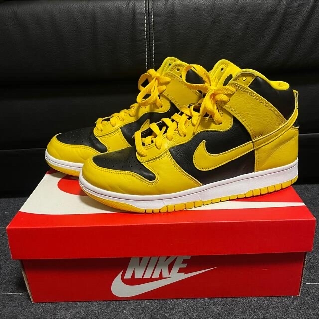 NIKE(ナイキ)のNIKE DUNK HI SP BLACK/VARSITY MA メンズの靴/シューズ(スニーカー)の商品写真