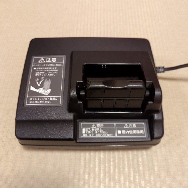 パナソニック電動自転車のバッテリー充電器NKJ074Z - 自転車 パナソニック電動自転車のバッテリー充電器NKJ074Z - 自転車