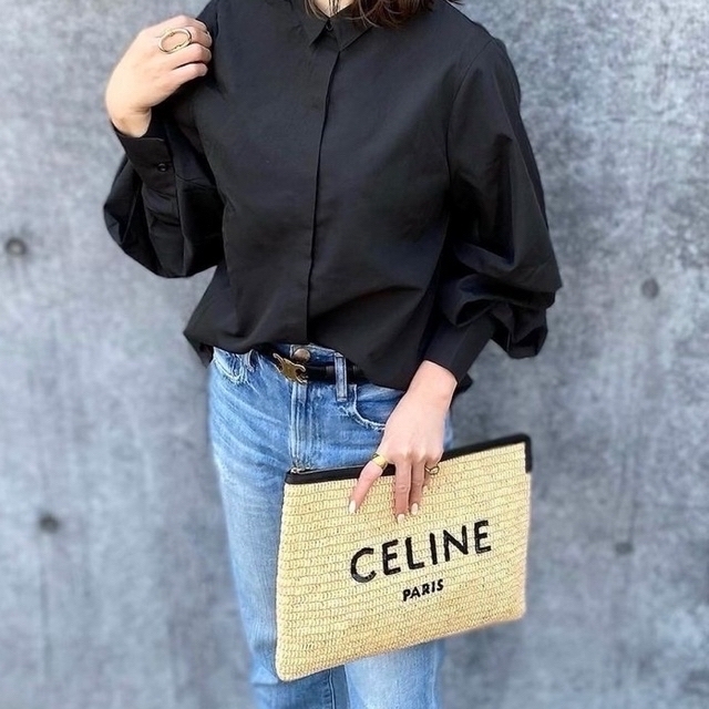 celine(セリーヌ)のセリーヌ　トリオンフ レザーベルト　ブラック　 CELINE Triomphe レディースのファッション小物(ベルト)の商品写真