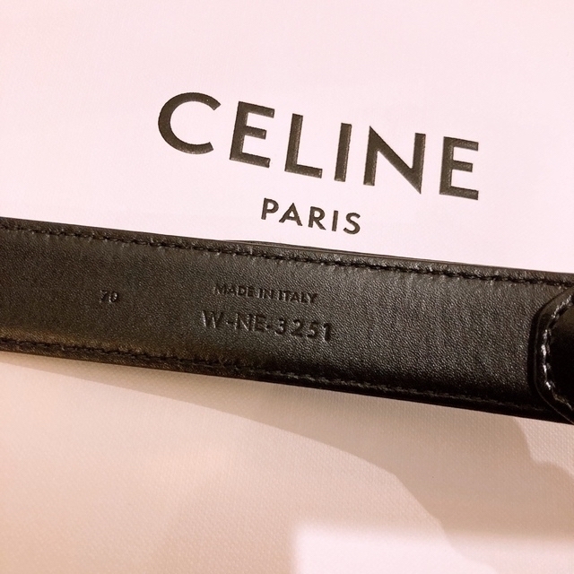 celine(セリーヌ)のセリーヌ　トリオンフ レザーベルト　ブラック　 CELINE Triomphe レディースのファッション小物(ベルト)の商品写真