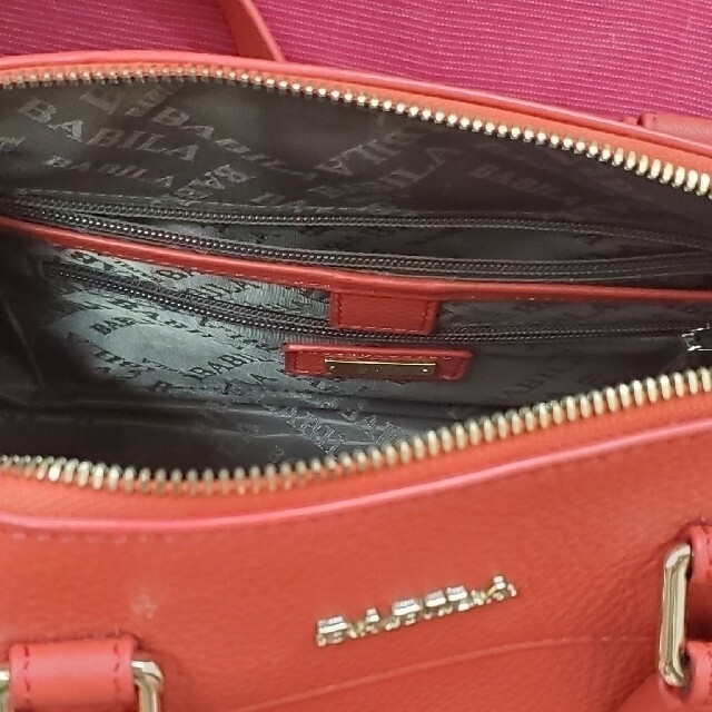 【美品】BABILA 香港のバック＆靴ブランドの２wayバッグ　素敵な赤色です！